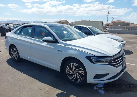 2021 Volkswagen Jetta 1.4T Sel z USA, uszkodzony, nr VIN 3VWE57BU0MM048033